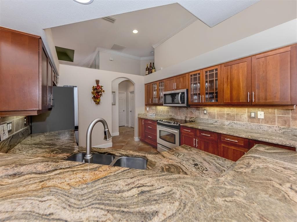148 WADING BIRD DRIVE photo 15