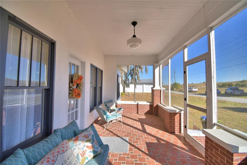 1173 S LAKE REEDY BOULEVARD photo 12