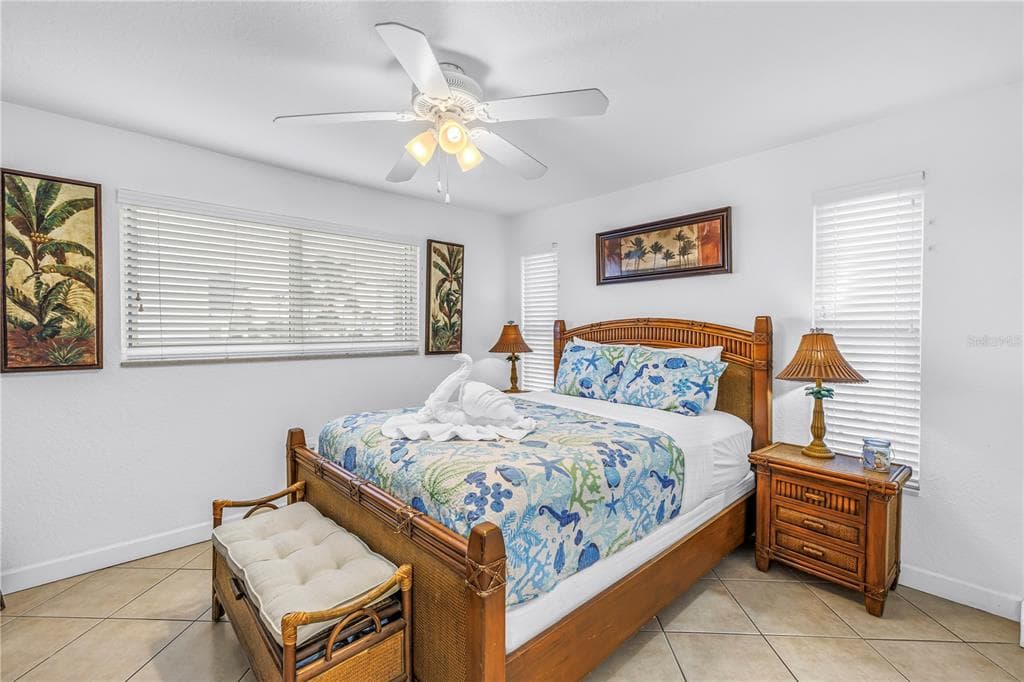 10265 GULF BOULEVARD B315 photo 16