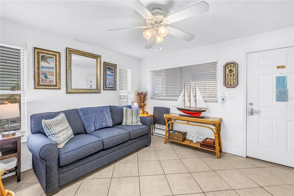 10265 GULF BOULEVARD B315 photo 9
