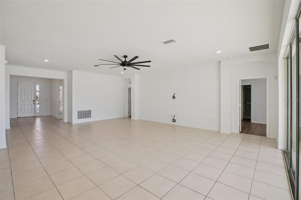 10747 LAXER CAY LOOP photo 13