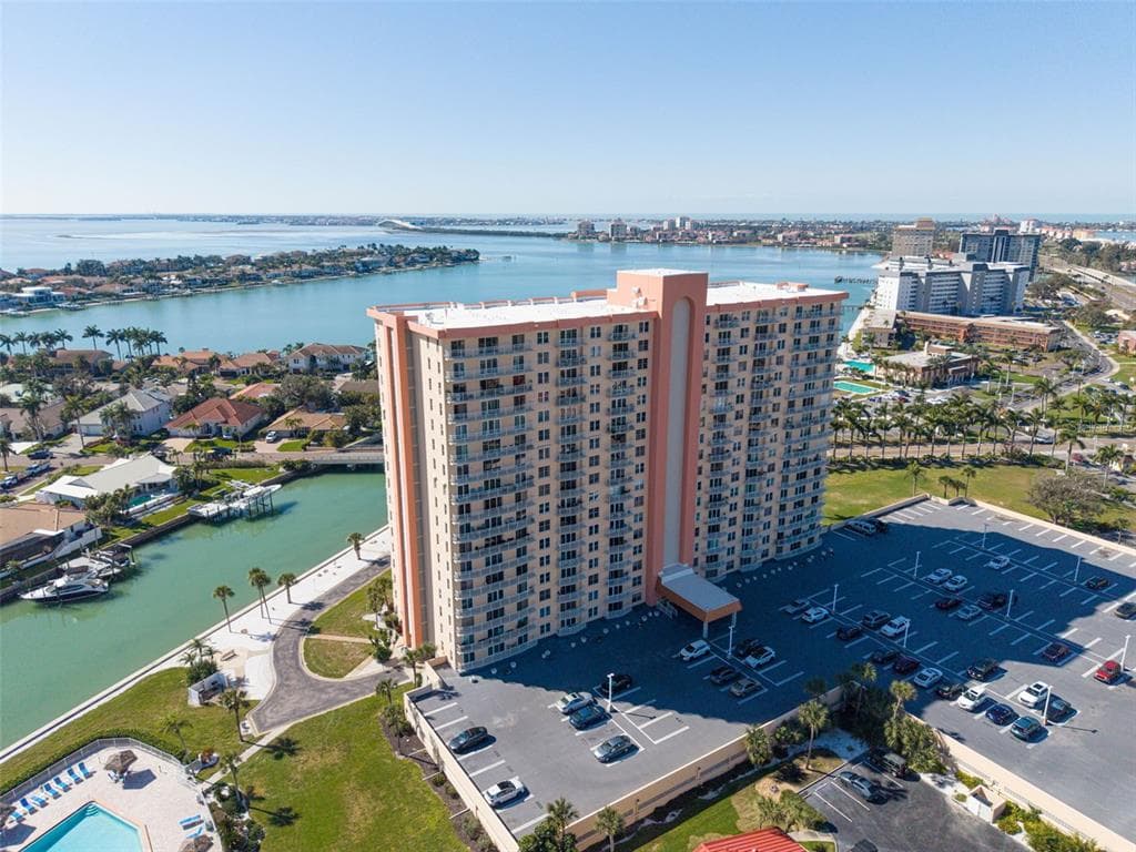 4900 BRITTANY DRIVE S #1405 1