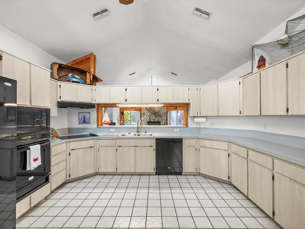 4290 CARLOS COURT 4