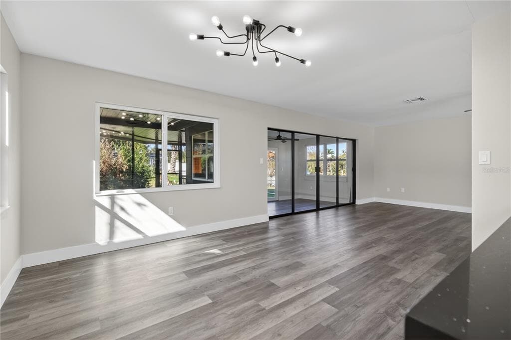 1503 CANAL COURT photo 16