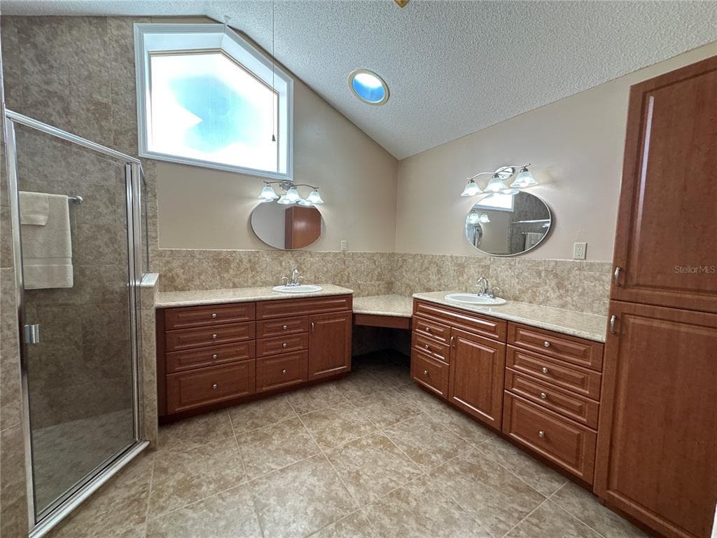 100 WEBSTER LANE photo 20