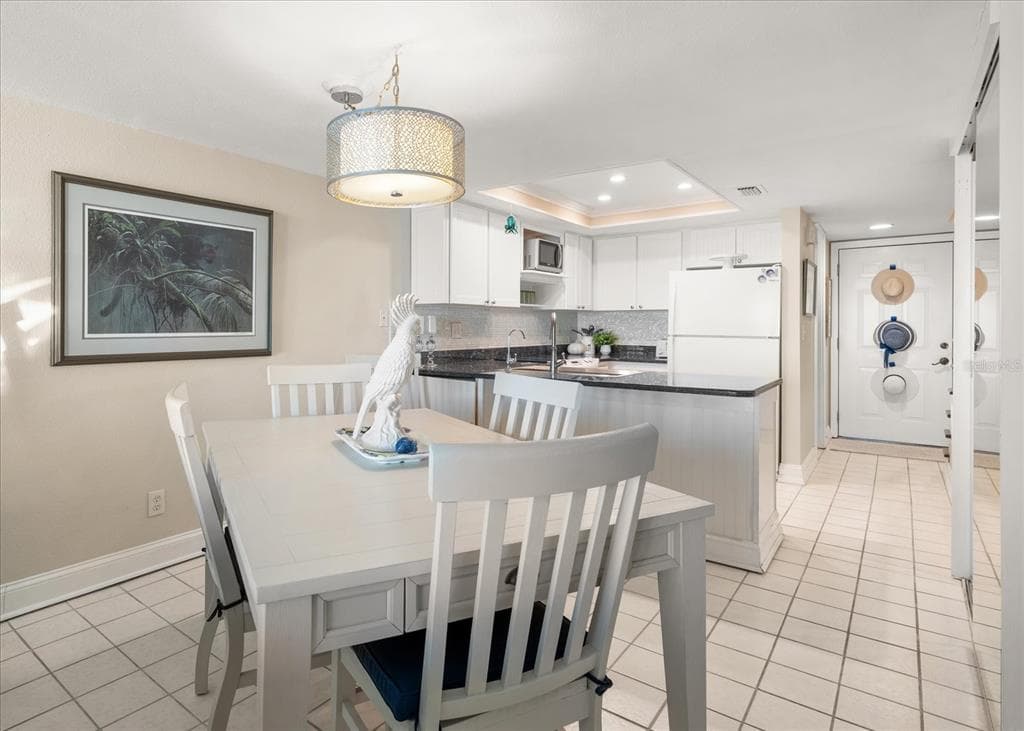 60 GULF BOULEVARD 201 photo 17