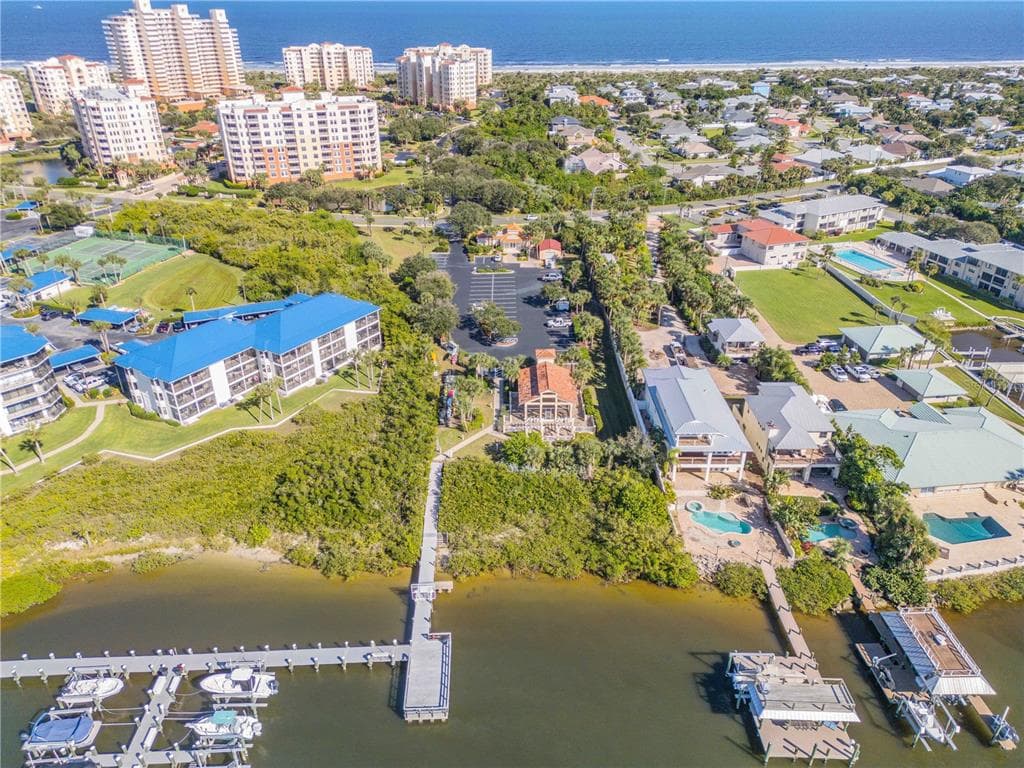 0 PENINSULA C35 photo 16