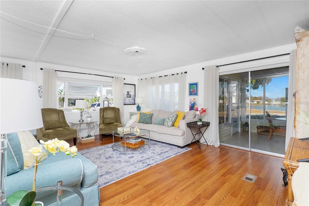 1300 SANDERLING DRIVE photo 10