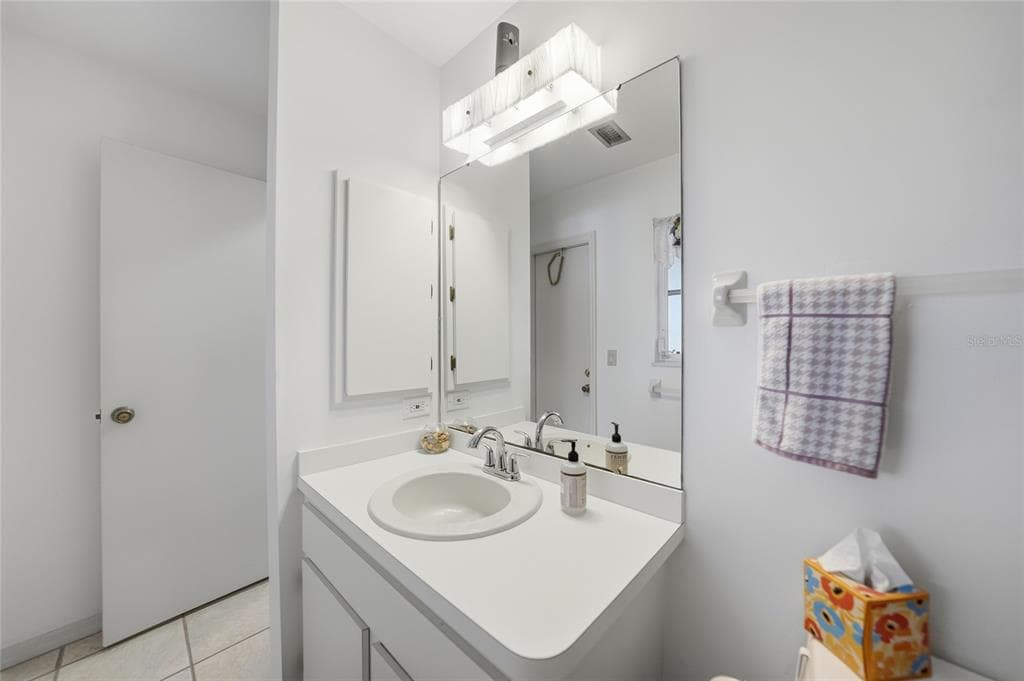 405 RIDGECREST DRIVE photo 18