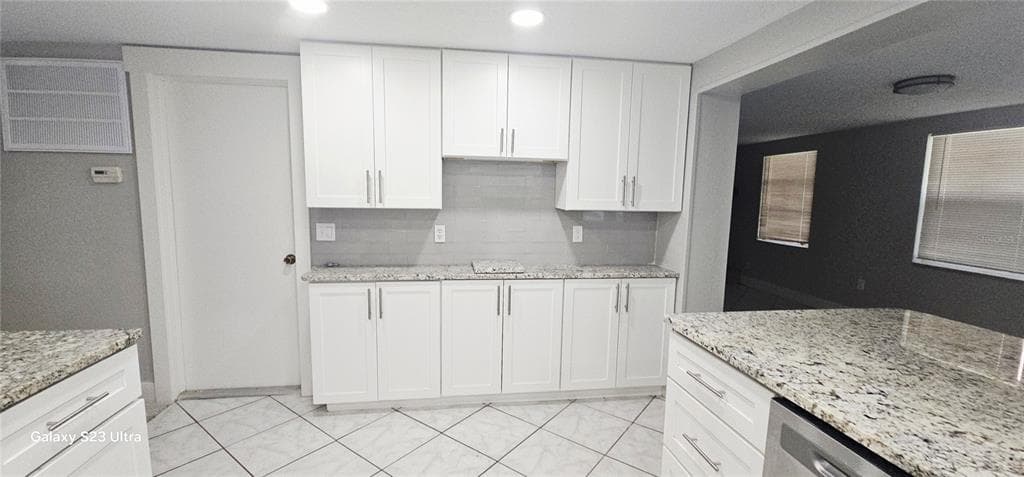 5612 BAKER ROAD photo 21