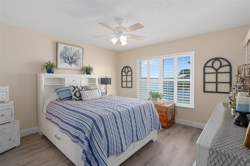 4550 BAY BOULEVARD 1211 photo 22