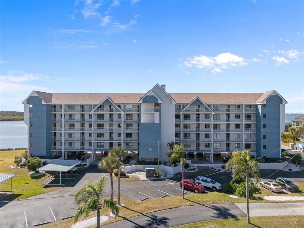 4550 BAY BOULEVARD 1211 photo 1