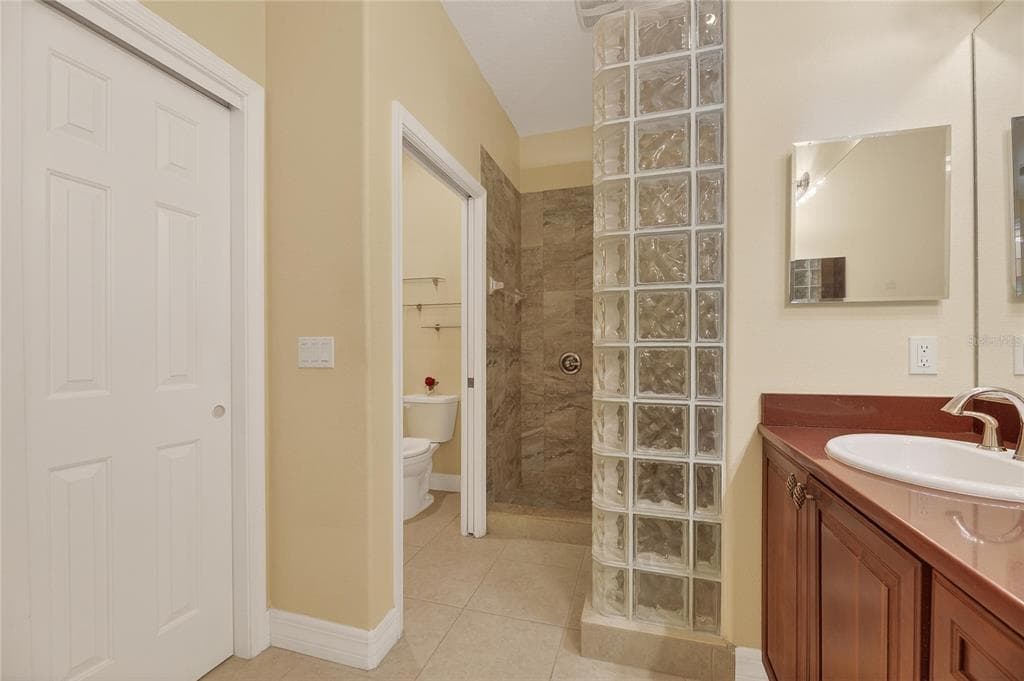 1420 EMERALD DUNES DRIVE photo 16