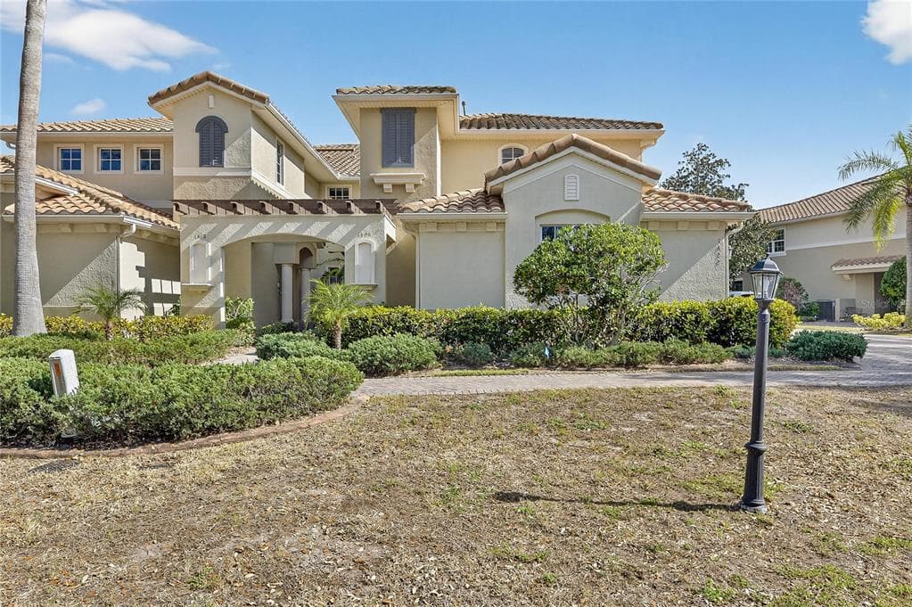 1420 EMERALD DUNES DRIVE photo 8