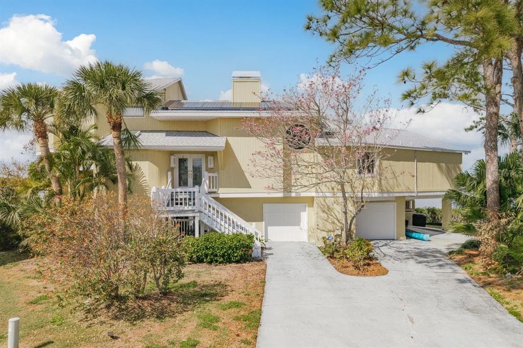 600 SOUNDVIEW DRIVE 3