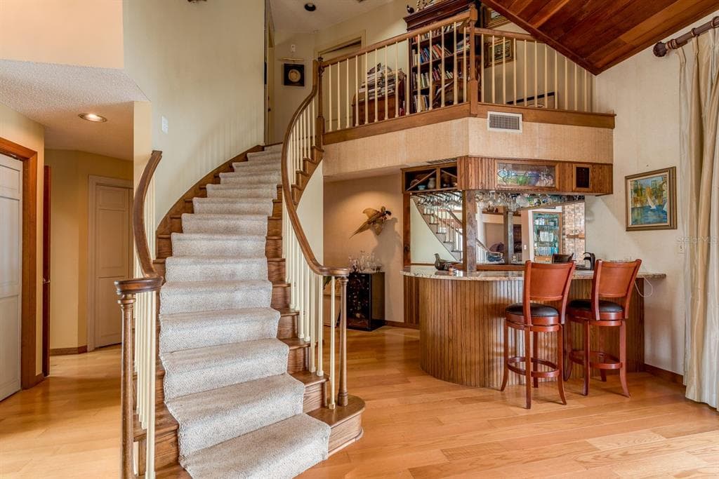 600 SOUNDVIEW DRIVE photo 9