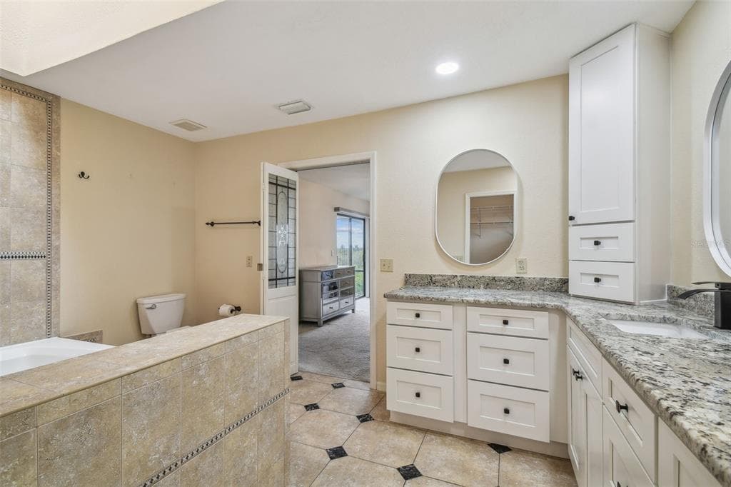6321 GARLAND COURT photo 15