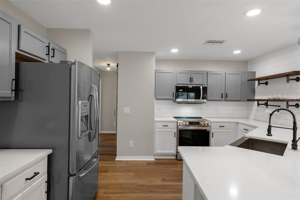 3209 ROSE ARBOR DRIVE photo 22