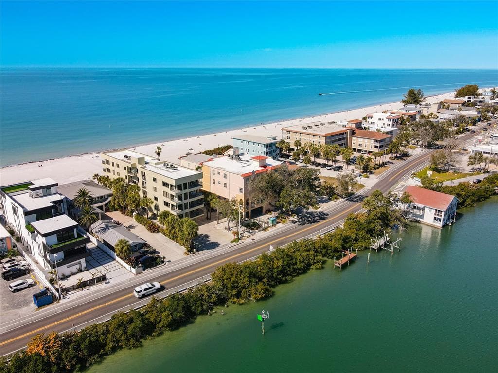 78 GULF BOULEVARD 5 photo 8