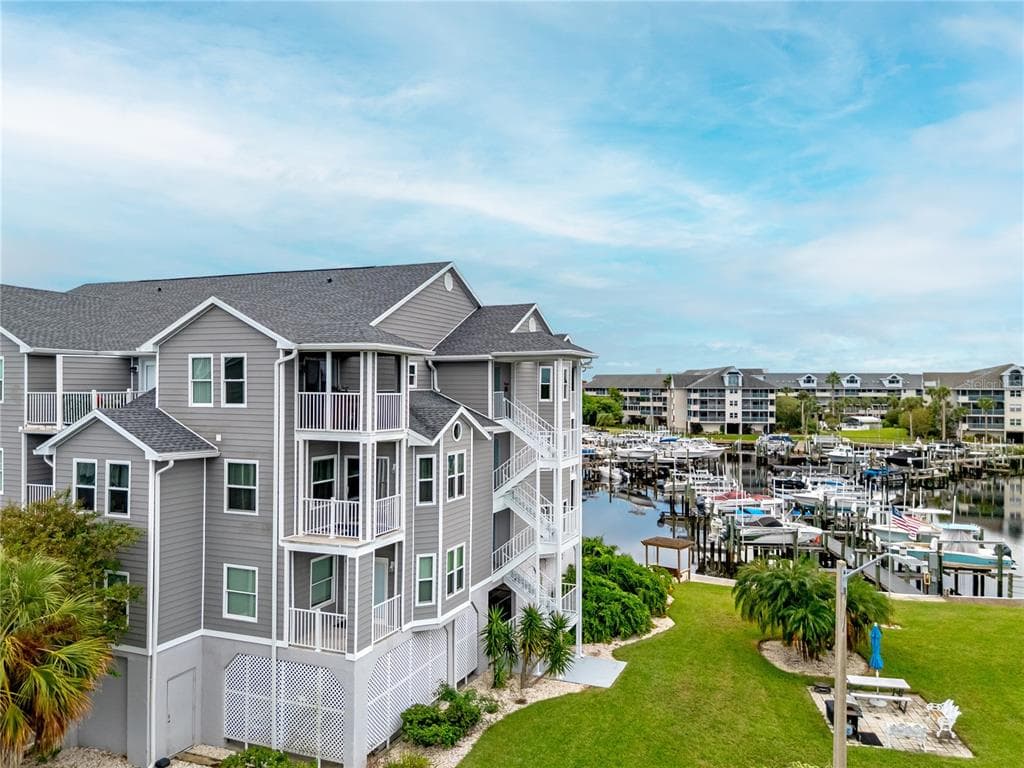 5722 BISCAYNE COURT #308 2