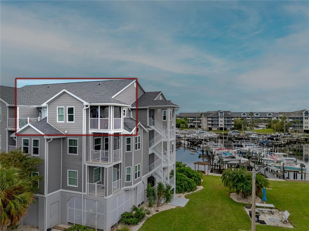 5722 BISCAYNE COURT #308 1