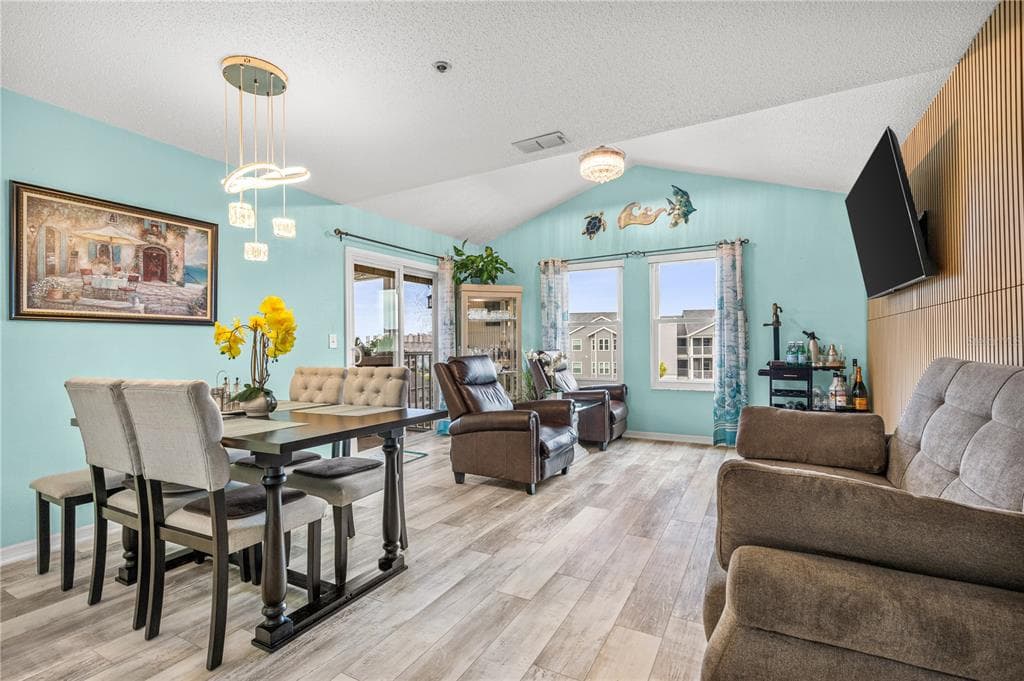 5722 BISCAYNE COURT 308 photo 10