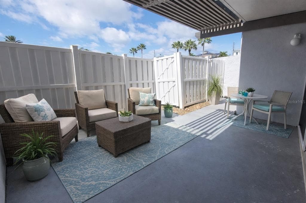 500 TREASURE ISLAND CAUSEWAY 106 photo 13