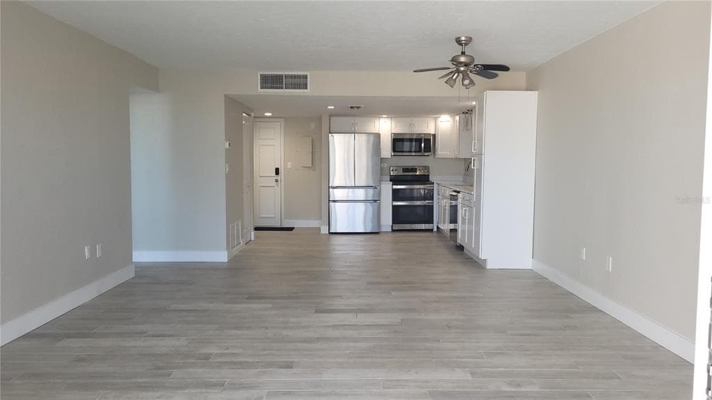 500 TREASURE ISLAND CAUSEWAY 106 photo 18