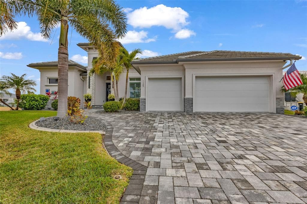 125 GREAT ISAAC COURT 3