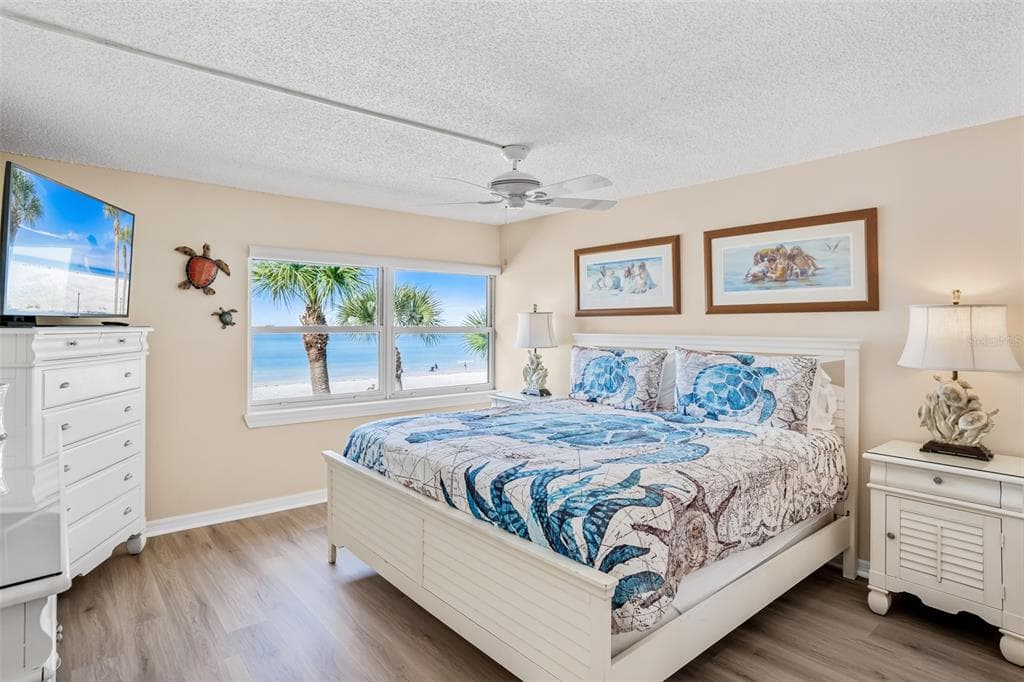 60 GULF BOULEVARD 203 photo 23