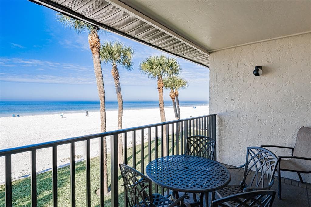 60 GULF BOULEVARD #203 5