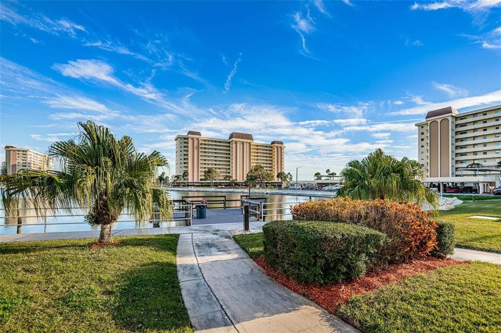 4550 COVE CIRCLE 106 photo 11