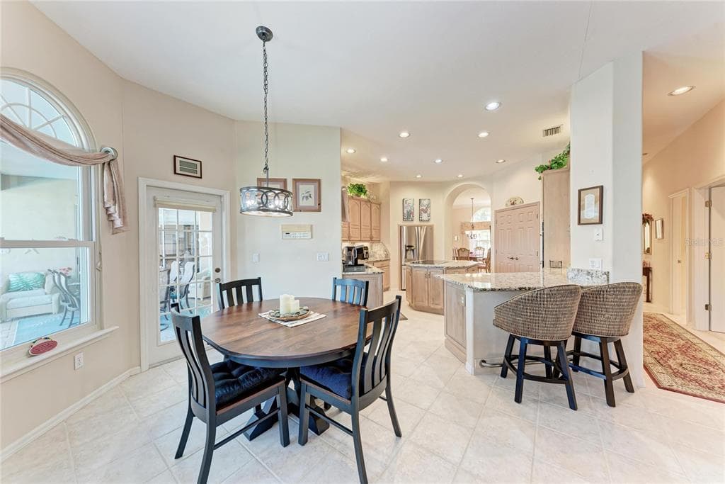 8383 CYPRESS HOLLOW DRIVE photo 19