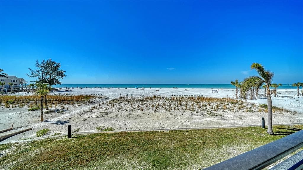 19 WHISPERING SANDS DRIVE 204 photo 17