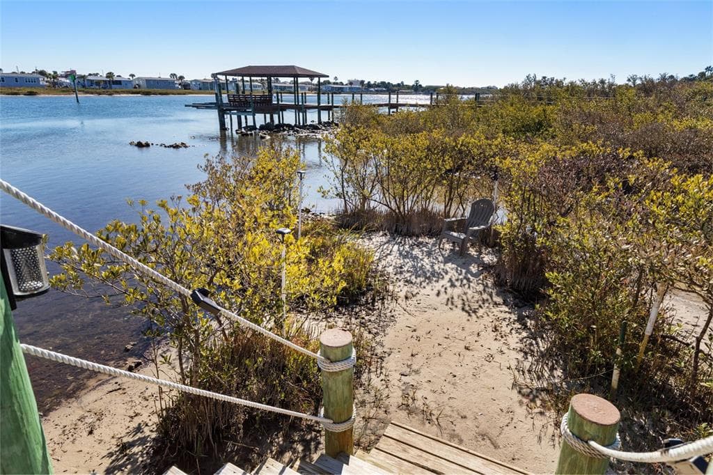 11 S RIVERWALK DRIVE photo 24