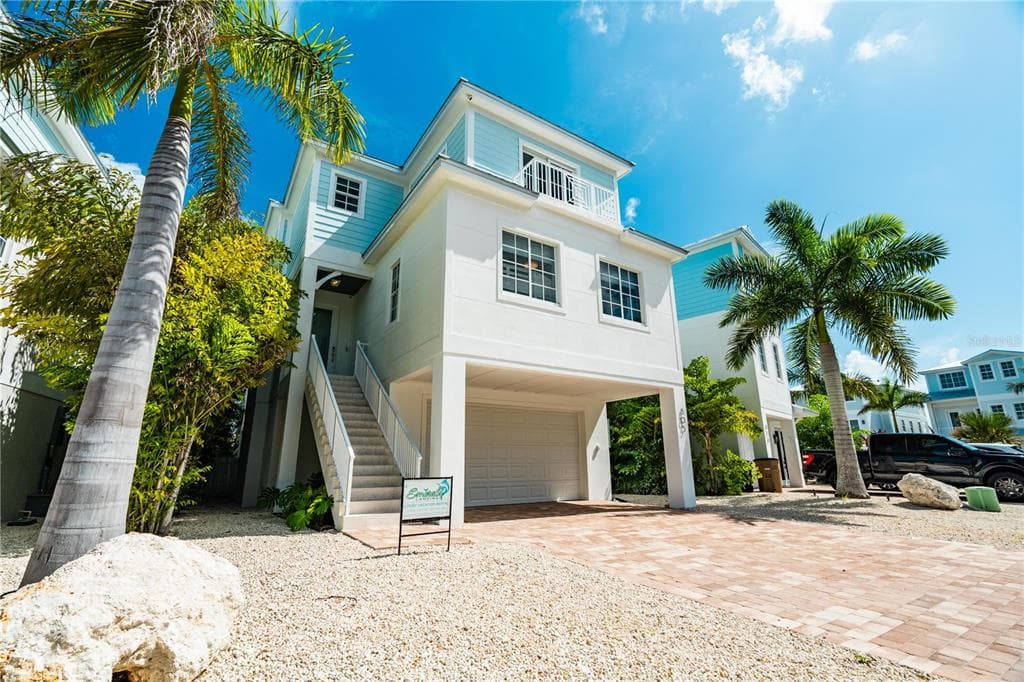 805 39TH STREET GULF 2