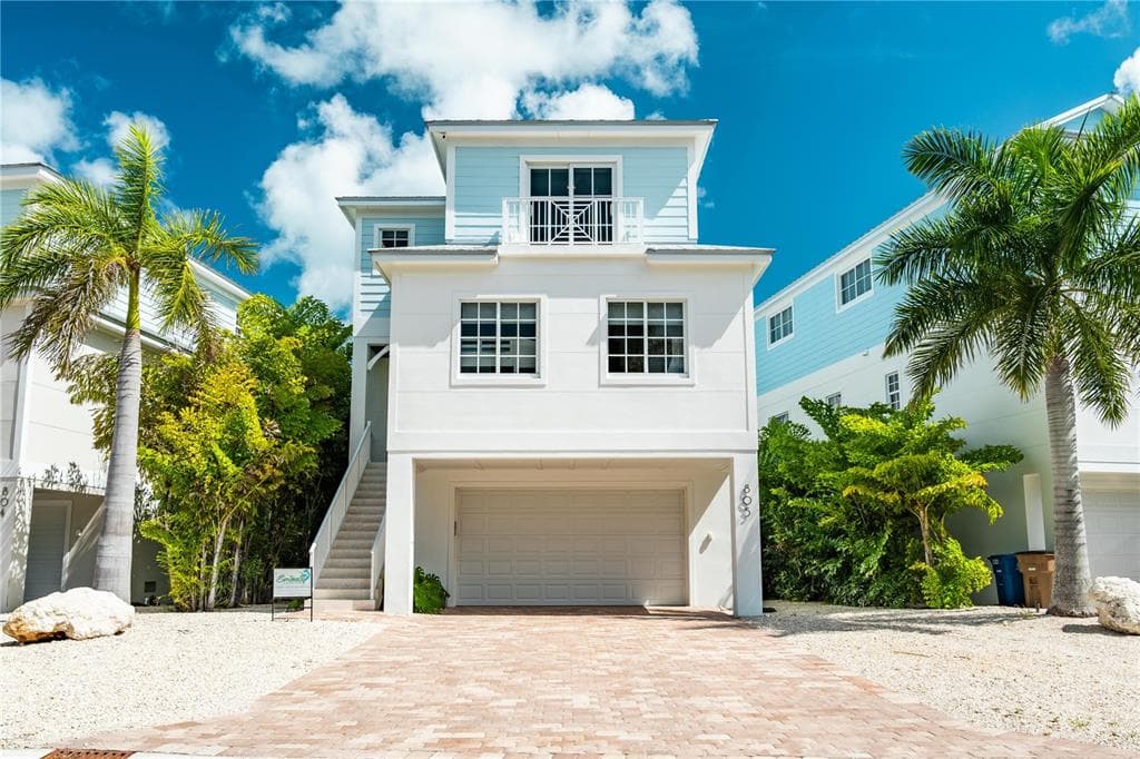 805 39TH STREET GULF 1