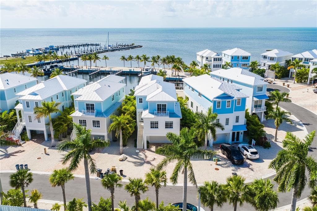 805 39TH STREET GULF 5