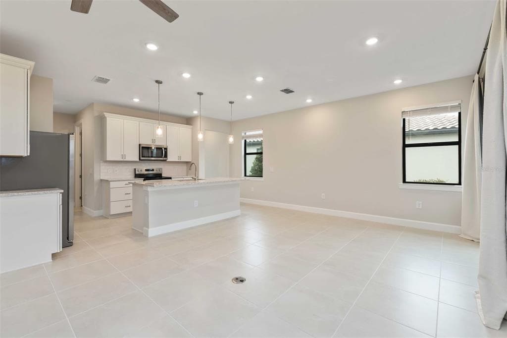 5811 SILVERSIDE PINE COURT photo 7