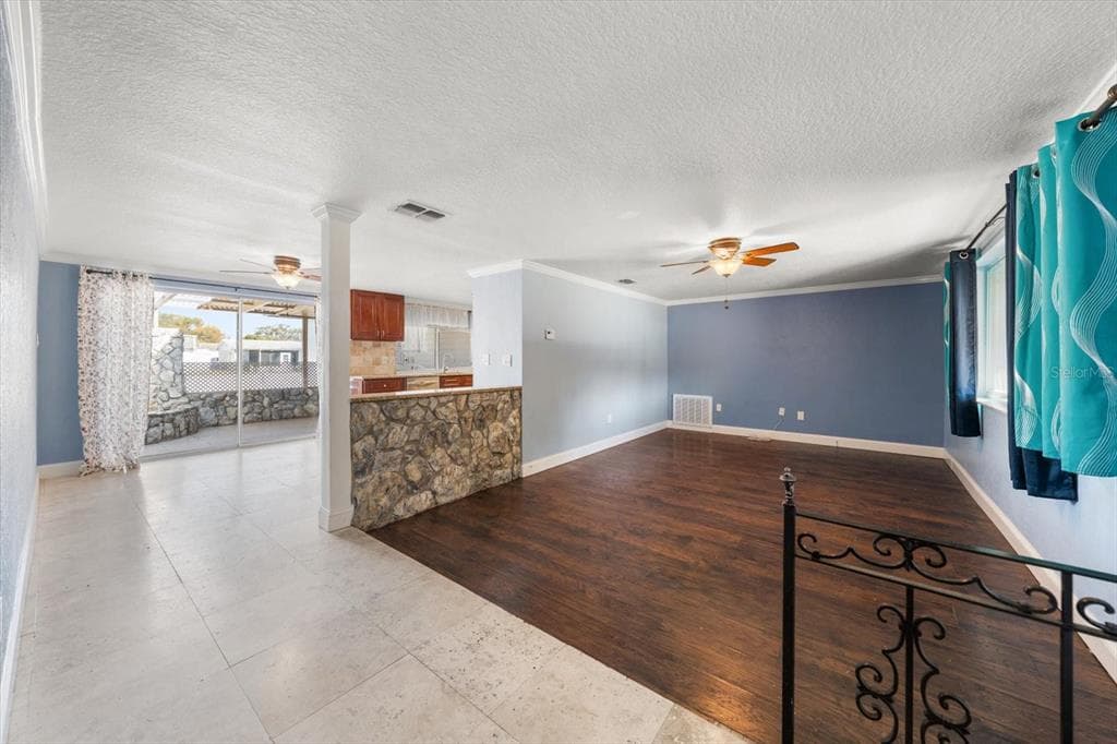 4025 SAIL DRIVE photo 3