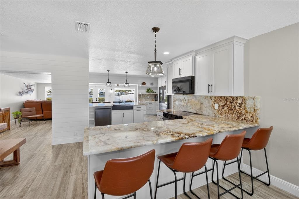 6404 LAKE SUNRISE DRIVE photo 16