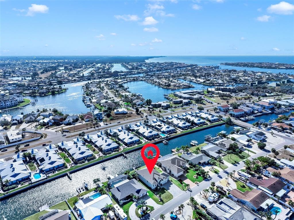 916 SPINDLE PALM WAY 3