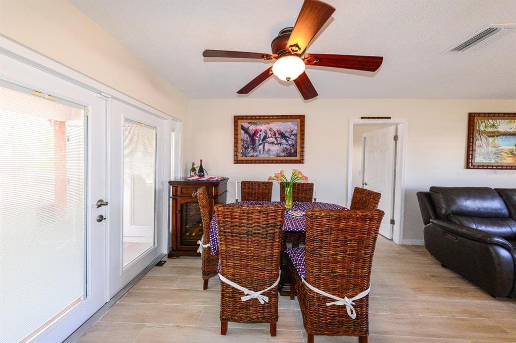 190 CASA LANE photo 11
