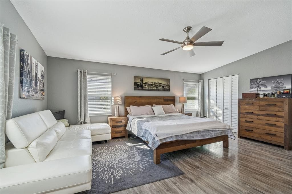1117 PINELLAS BAYWAY S 301 photo 24