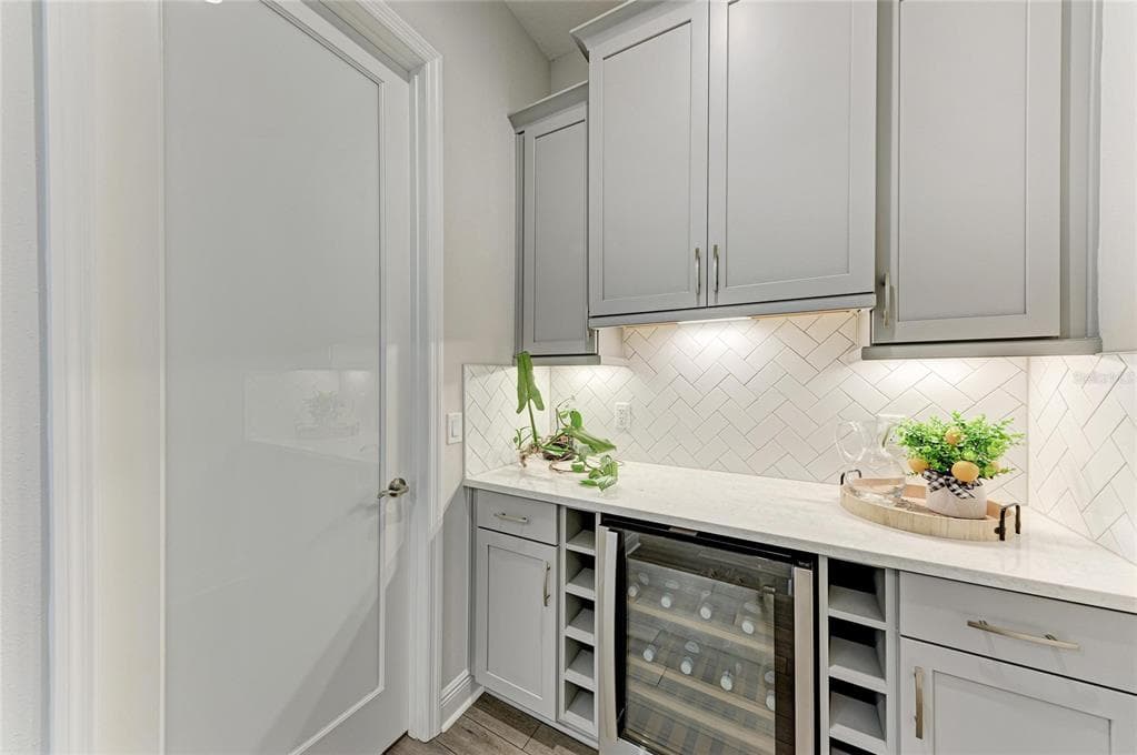 17725 ROOST PLACE photo 15
