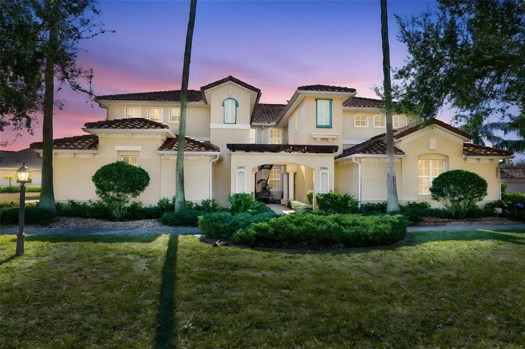 2207 S PEBBLE BEACH BOULEVARD photo 2