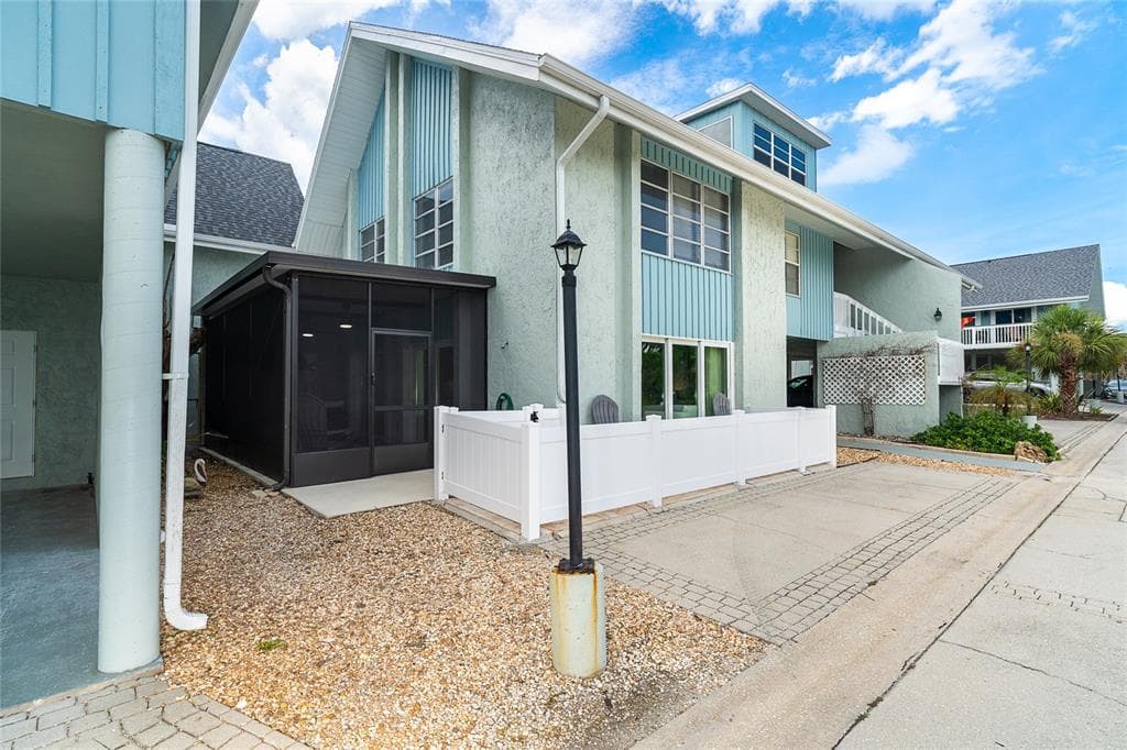 6005 N BEACH ROAD #16 4