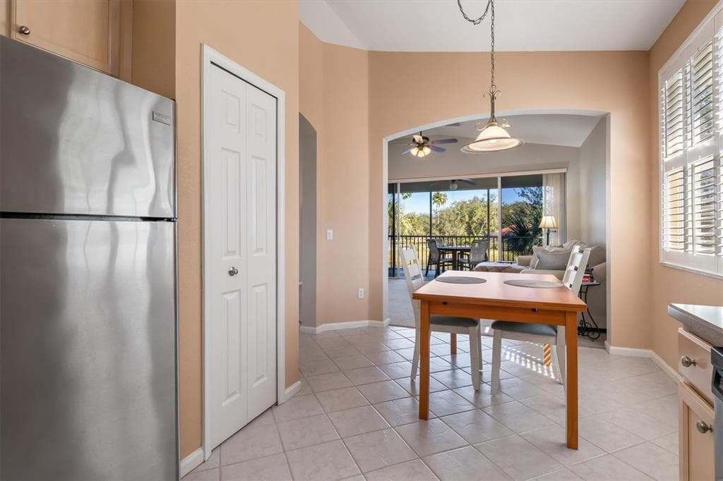3322 GRAND VISTA COURT 203 photo 19