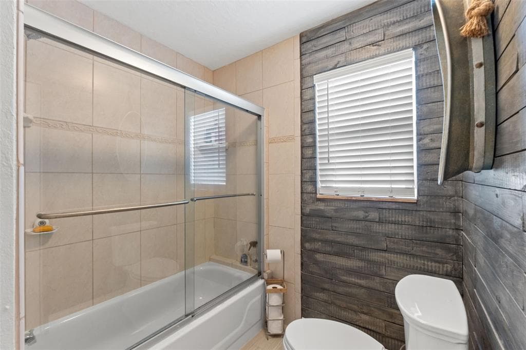 4384 4TH ISLE DRIVE photo 19