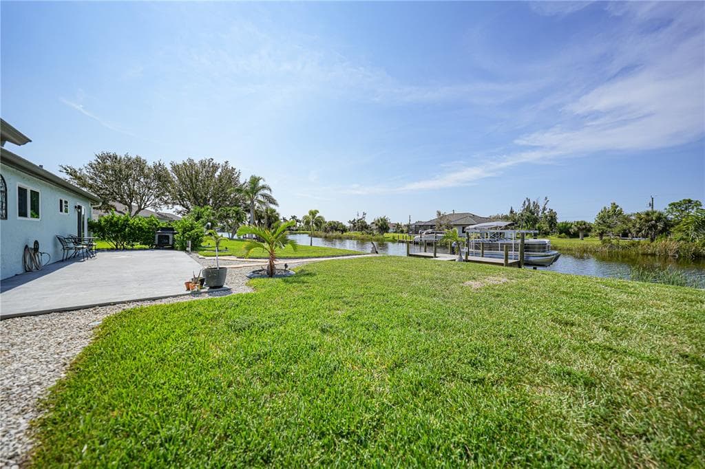15460 ALSACE CIRCLE photo 12